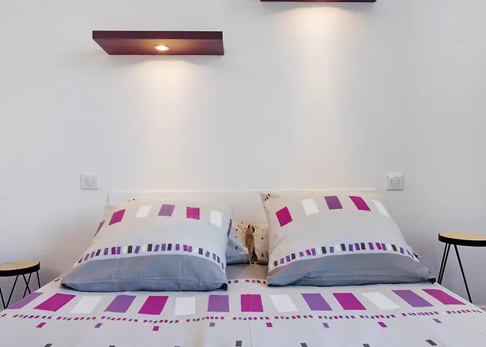 D'hotes La Baritaudiere 住宿加早餐酒店 *